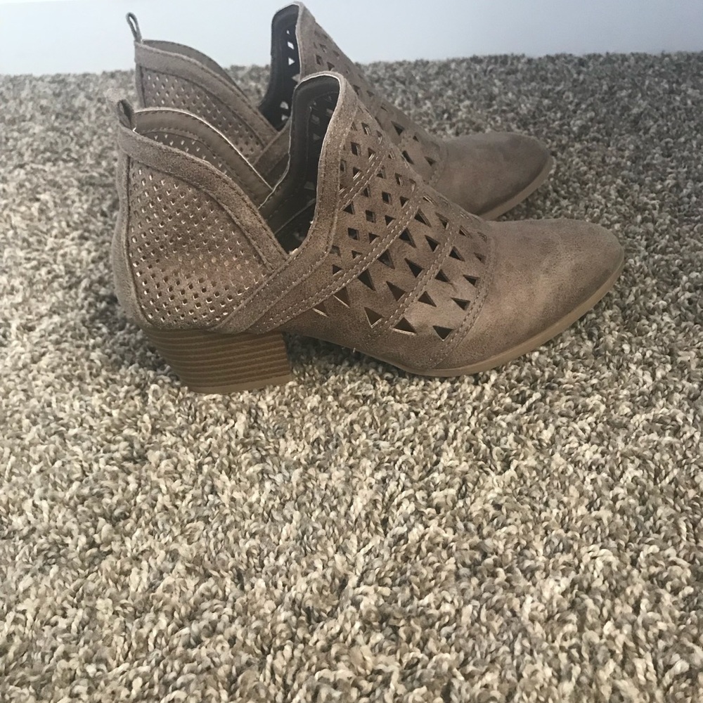 Qupid booties